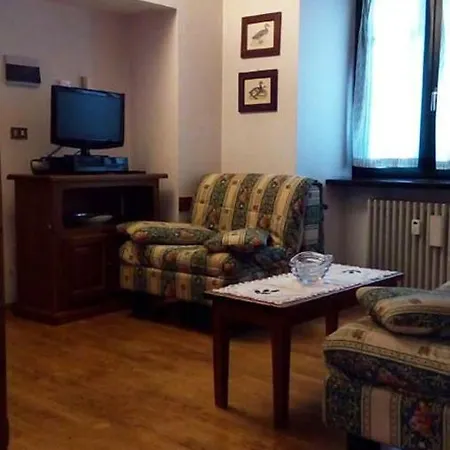 Apartment Sweet *